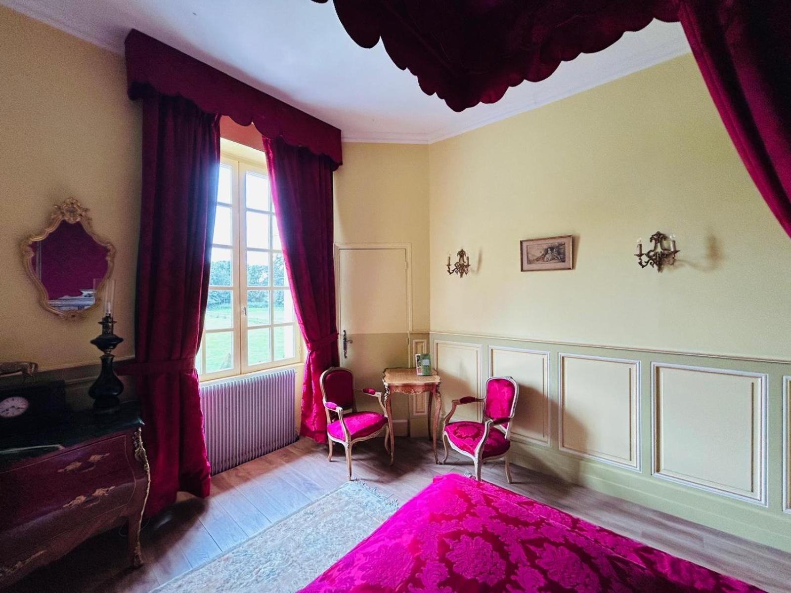 Domaine De L'Orangerie Du Chateau De Motteville Chambres D'Hotes Ruang foto