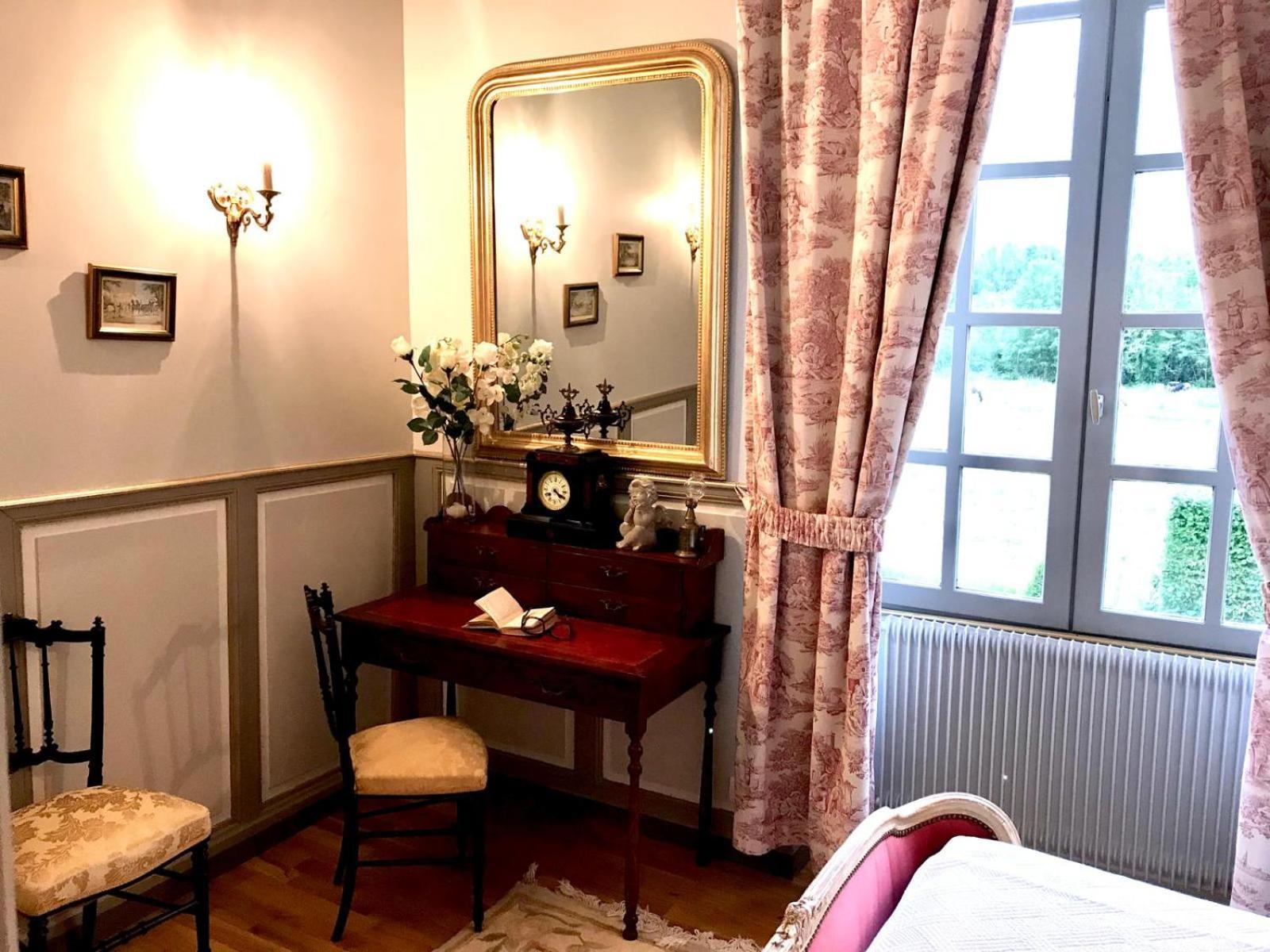 Domaine De L'Orangerie Du Chateau De Motteville Chambres D'Hotes Ruang foto
