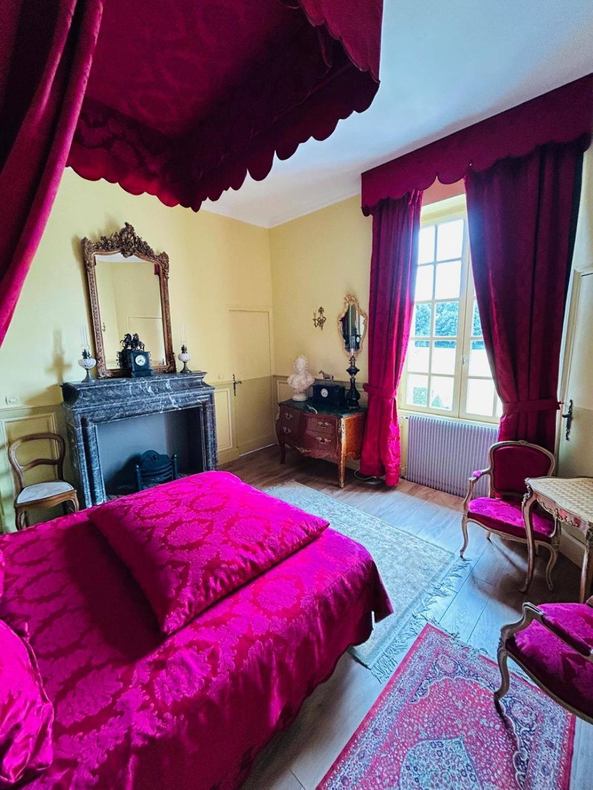 Domaine De L'Orangerie Du Chateau De Motteville Chambres D'Hotes Ruang foto